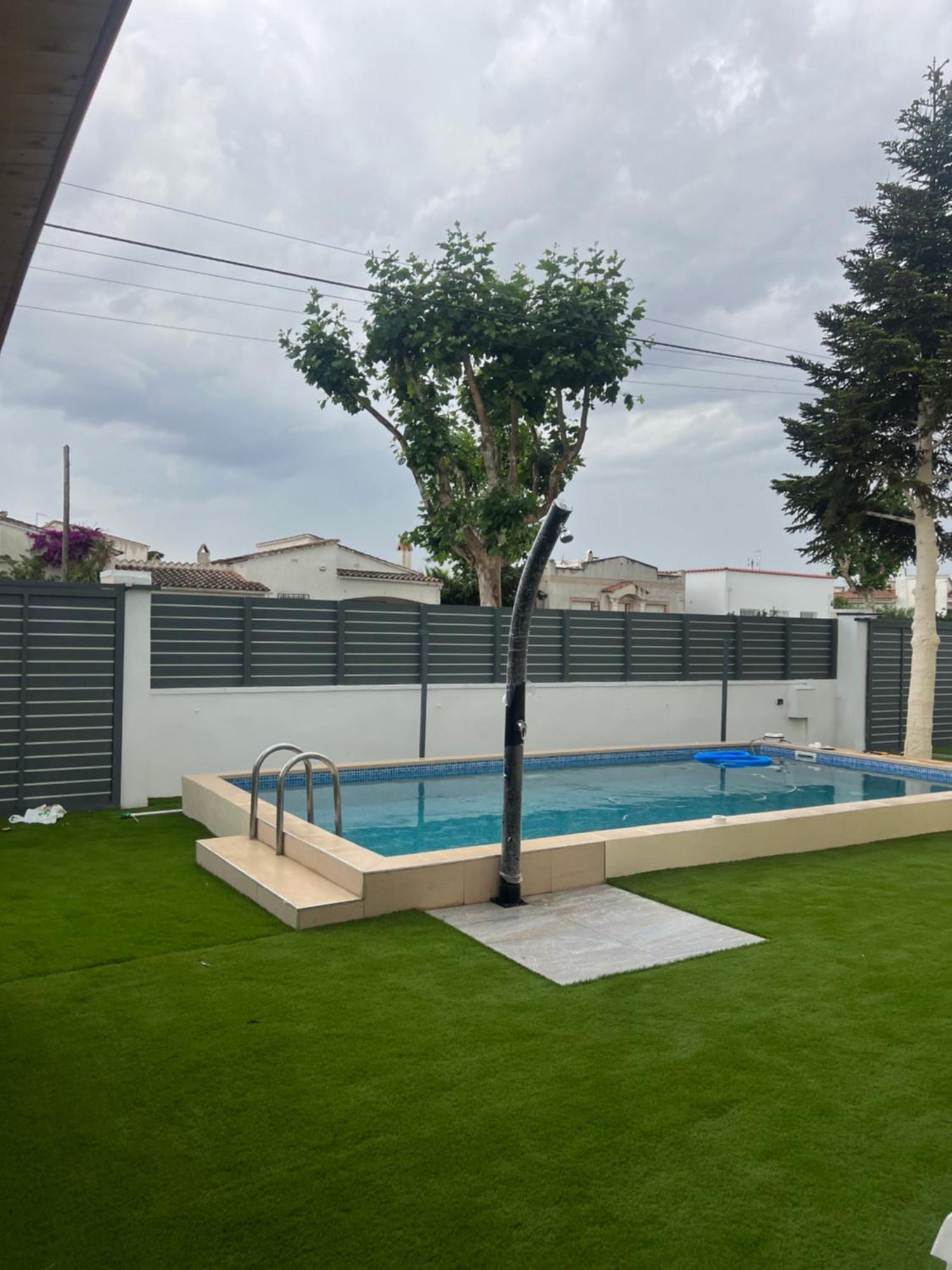 Requesens Playa Apartment Empuriabrava Exterior photo