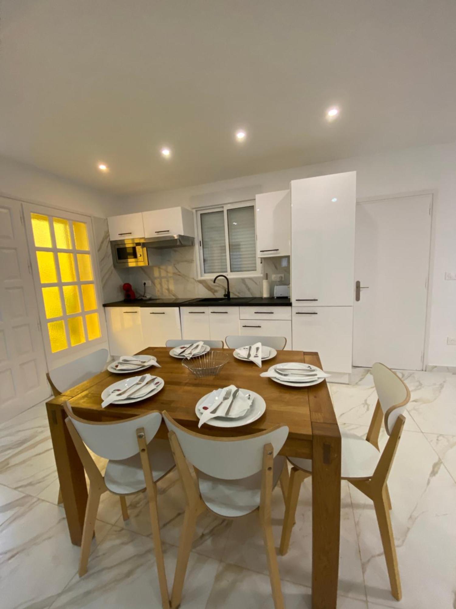 Requesens Playa Apartment Empuriabrava Exterior photo
