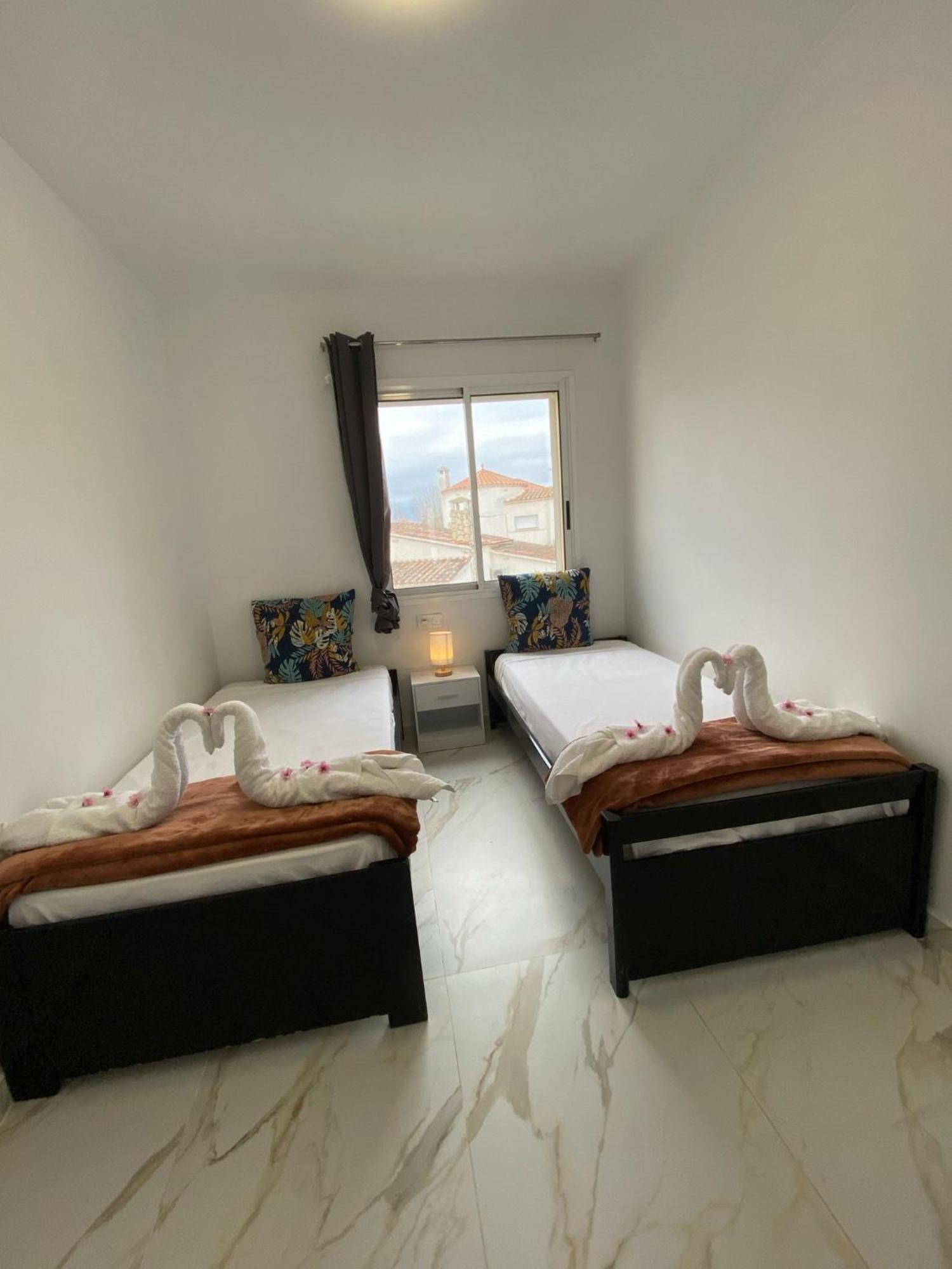 Requesens Playa Apartment Empuriabrava Exterior photo